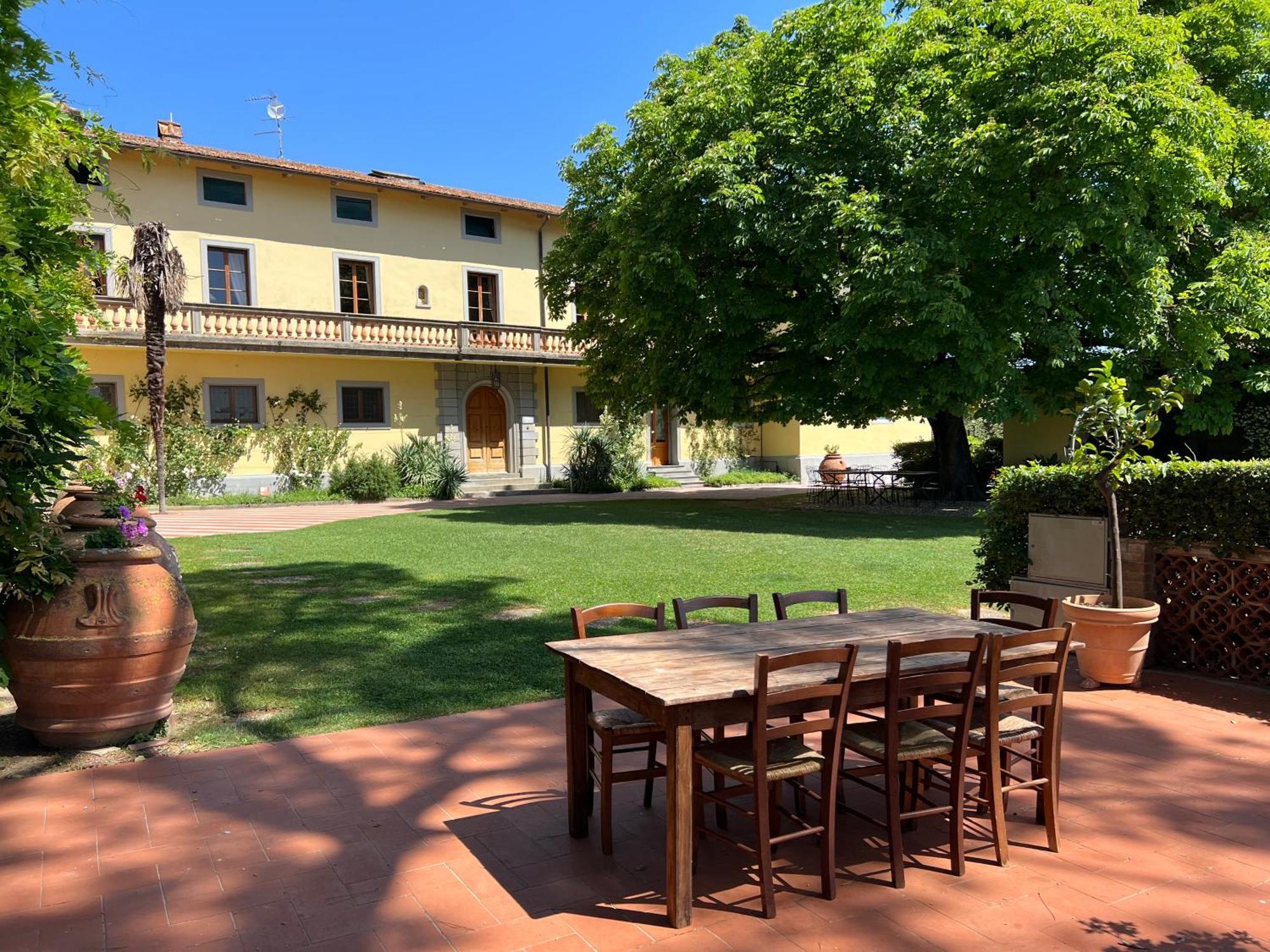 Agriturismo Bio Fattoria Bacio Certaldo Bagian luar foto