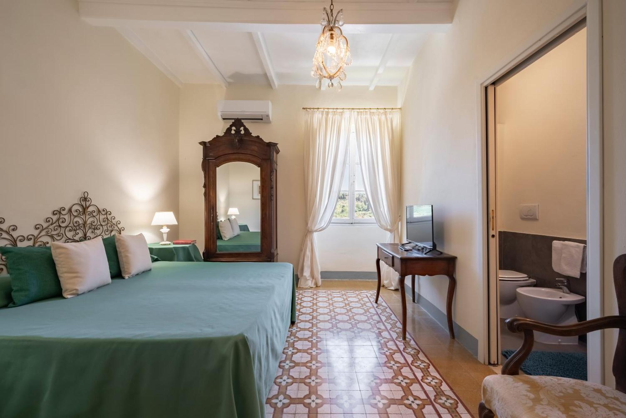 Agriturismo Bio Fattoria Bacio Certaldo Bagian luar foto