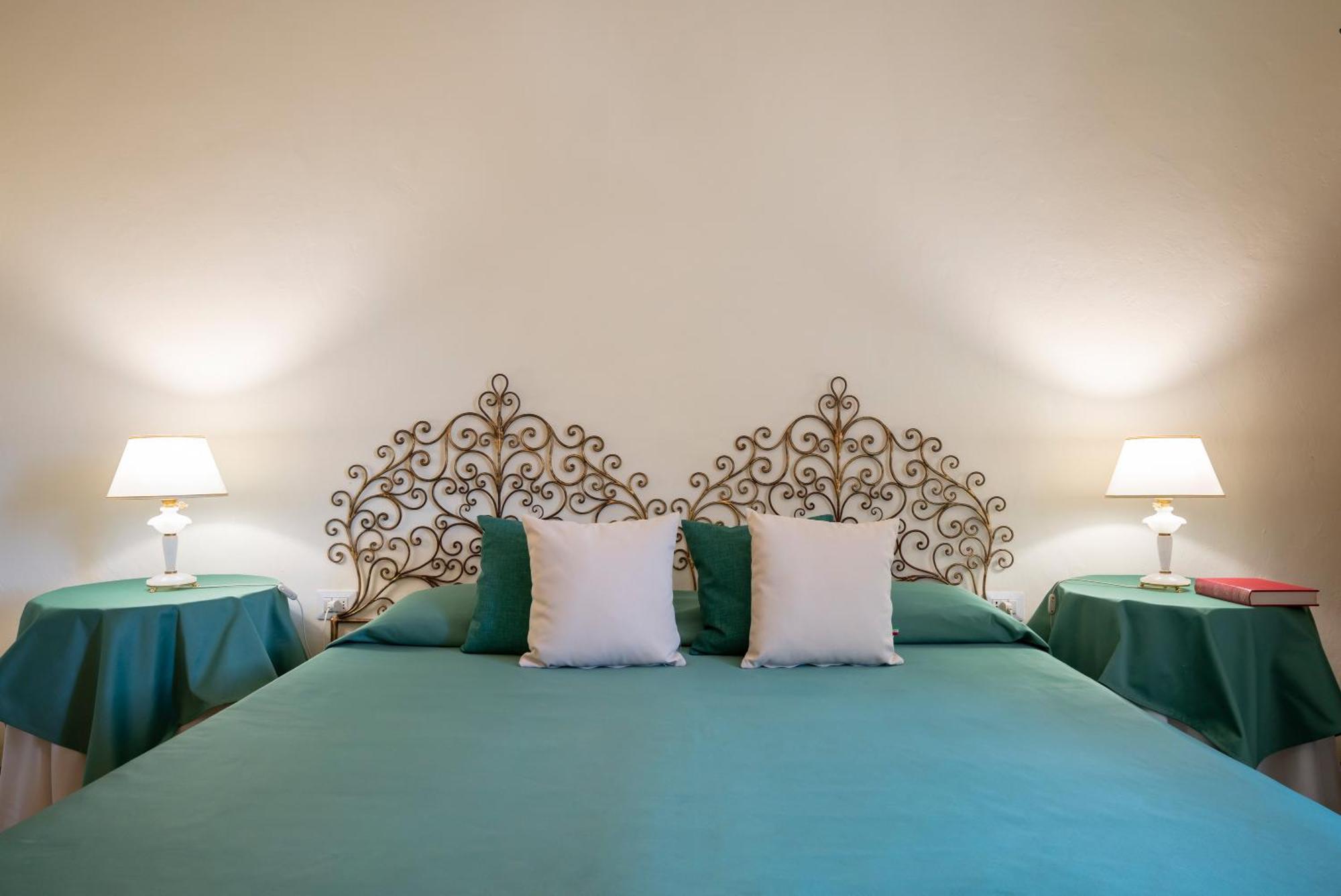 Agriturismo Bio Fattoria Bacio Certaldo Bagian luar foto